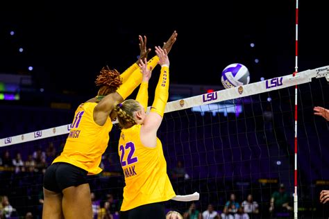 Gallery: Volleyball vs Southeastern Louisiana – LSU