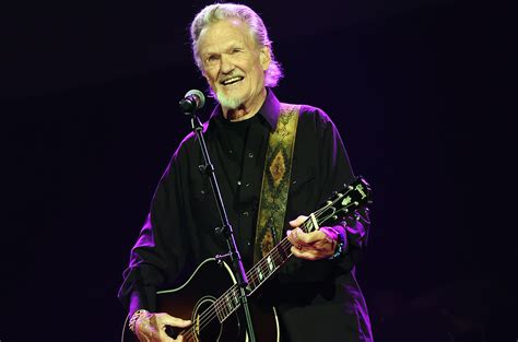 Kris Kristofferson, Arlo Guthrie & More Headlining Benefit for Native ...