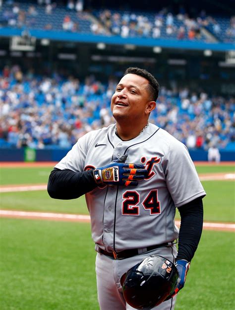 Miguel Cabrera after hitting 500 home runs: 'I'll always thank God for ...