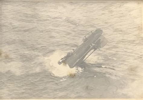 Aerial photo taken of German U Boat sinking, 1943 (490x343) : r/HistoryPorn