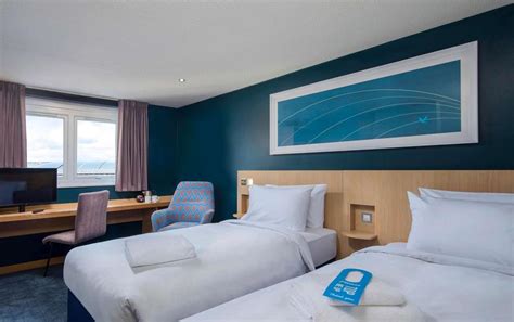 Travelodge Chessington Tolworth from $39. Surbiton Hotel Deals & Reviews - KAYAK