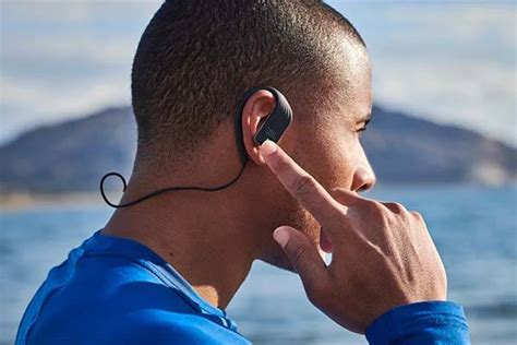 JBL Endurance Sprint Waterproof Bluetooth Sports Headphones | Gadgetsin