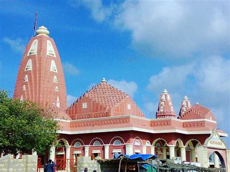 Shiv - Nageshwar Jyotirlinga Temple, Dwarka Traveller Reviews - Tripadvisor