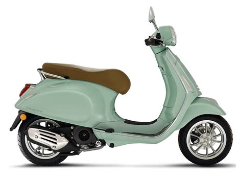 Compare Models: 2023 Vespa Primavera 150 vs 2023 Vespa Primavera 150 at Vespa Marietta