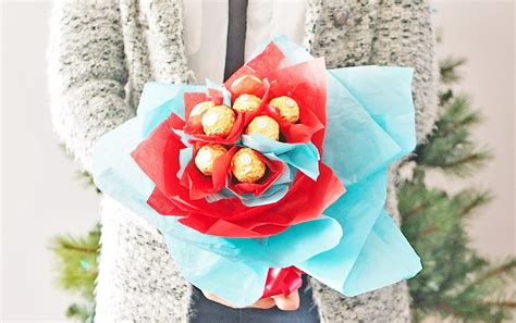 Ferrero Chocolate Bouquet for Valentine's {Tutorial} - Ting and Things