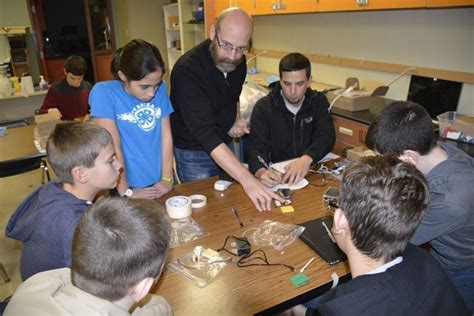 New after-school programs at Washougal’s Jemtegaard Middle School broaden students’ STEM ...