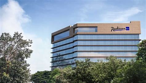 Radisson Blu Mumbai International Airport Hotel