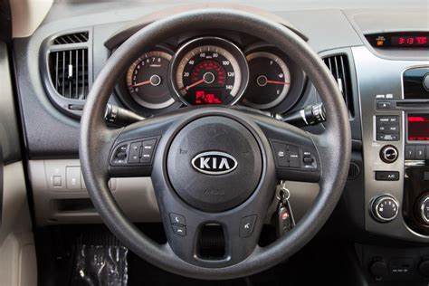 Kia Forte Interior-18 | Car Dealership in Philadelphia