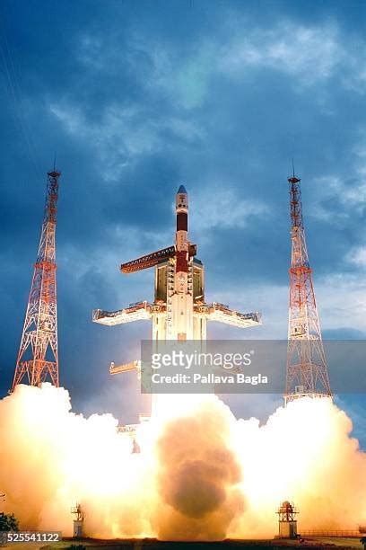 201 Chandrayaan 1 Stock Photos, High-Res Pictures, and Images - Getty ...