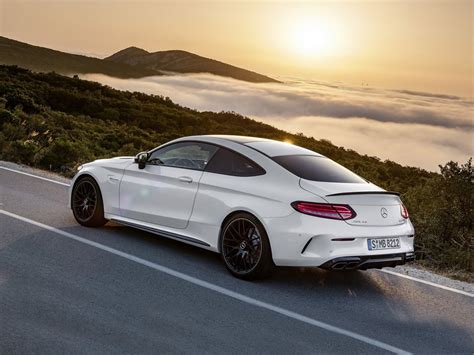 2017 Mercedes-Benz C63 AMG Coupe review