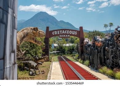 Batu City Indonesia October 18 2019 Stock Photo 1535446469 | Shutterstock