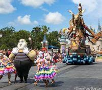 older photos wdw walt disney world festival of fantasy parade magic ...