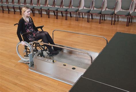 Portable Platform Lift for Wheelchair Access