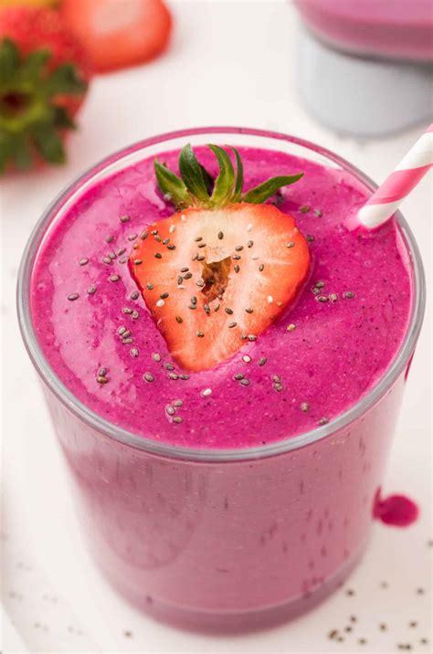 Dragon Fruit Banana Smoothie (Vegan) - Clean Eating Kitchen