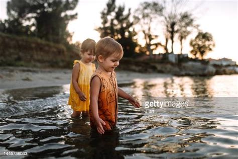 93 Portrait Of Smiling Swimmers With Feet In Swimming Stock Photos ...