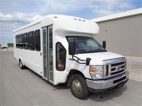 2019 StarTrans Ford E450 24 Passenger Shuttle Bus
