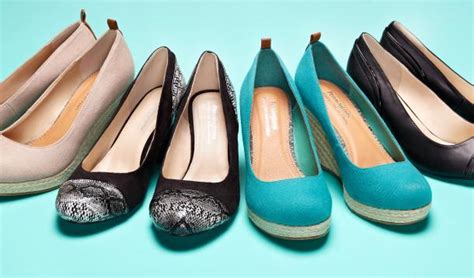 Wide Width Shoes That Are Comfortable and Stylish :: YummyMummyClub.ca