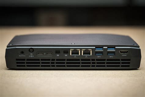 Intel Hades Canyon NUC (NUC8i7HVK) review | PCWorld