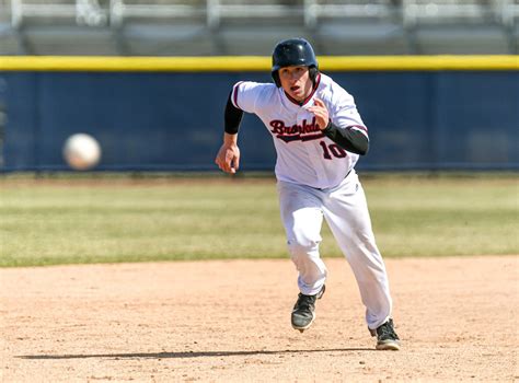 Brookdale Baseball Splits With The Mighty Oaks - Brookdale Athletics