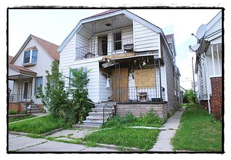 What’s worse than a condemned house? Try living next to one | Hamtramck Review