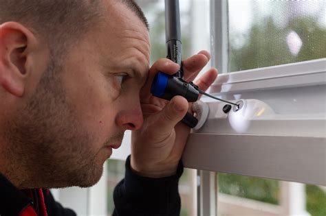 Windows Locks provide you better security! - Frontline Locksmiths