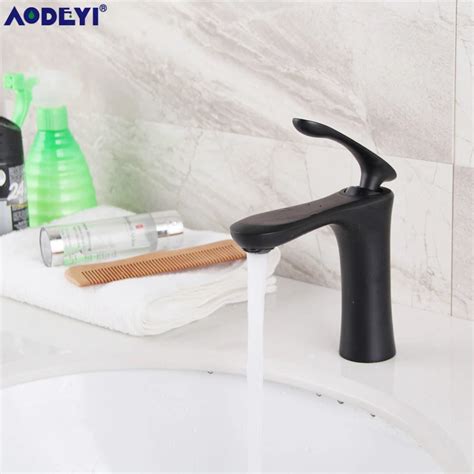 Bathroom Faucet Types / Types Of Bathroom Faucets | online information ...