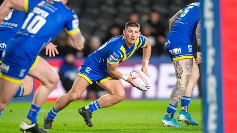 Warrington Wolves - Gallery: Hull FC v Warrington