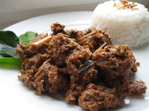 Malaysian Beef Rendang – Sam Tan's Kitchen