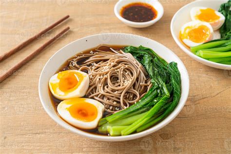 ramen noodles with egg - vegan or vegetarian food style 3708861 Stock ...