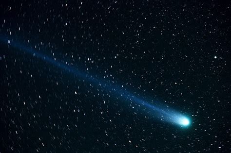 30+ Interesting and Breathtaking Facts About Comets | Earth Eclipse