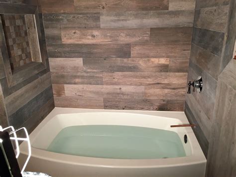 Soaker tub with ceramic tile Bathtub Remodel, Bathroom Remodel Idea ...