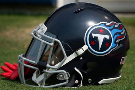 Titans’ helmet logo ranked as NFL’s worst by For The Win -- which are the best? : r/steelers