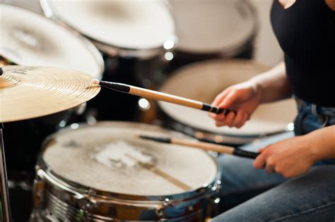 Pedal to the Metal: 4 Tips to Get You Drumming Faster on Bass Drums