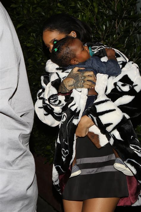 Rihanna Looks Unbothered About Split From Leonardo DiCaprio As She Takes Adorable Niece Majesty ...