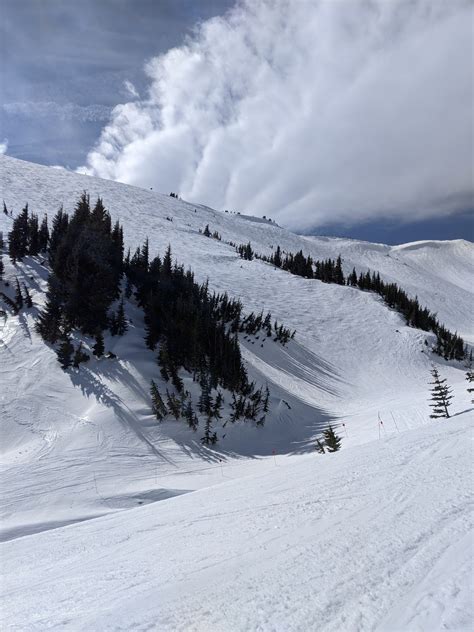 Skiing at Mount Hood Meadows - March 10, 2020