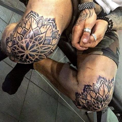 Mandala knee cap tattoo | Knee tattoo, Leg tattoos, Leg tattoo men