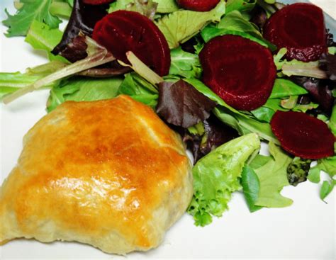 Chicken Wellington Puff Pastry-Wrapped Chicken) Recipe - Food.com