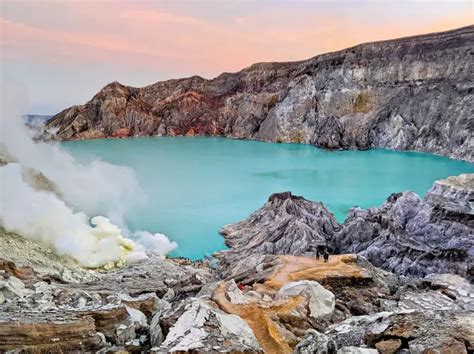 An Epic Adventure Hiking Ijen for Blue Fire and Sunrise from Bali ...