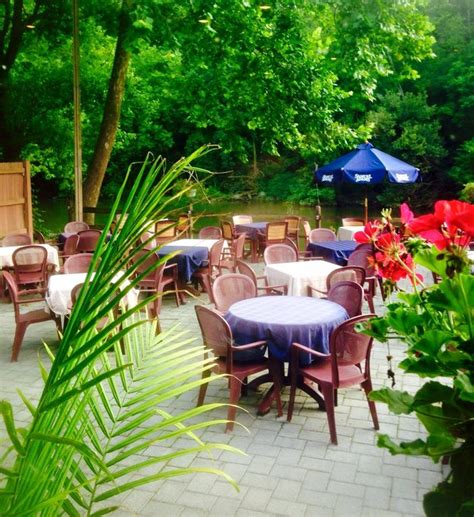 The 10 Best Restaurants In Pennsylvania For Outdoor Dining