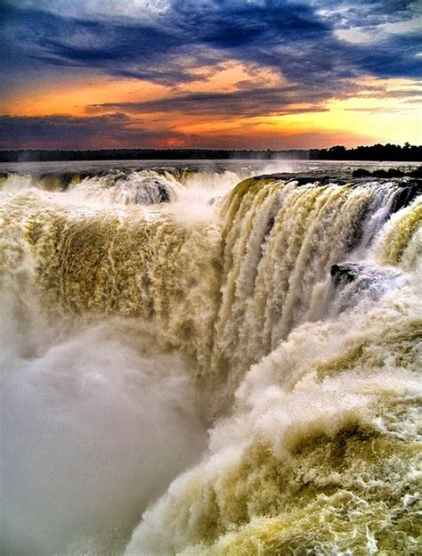 A1 Pictures: Devil's Throat - Iguazu Falls, Brazil - Argentina
