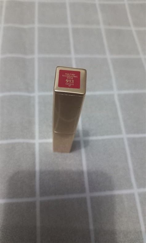 Lipstik estee lauder on Carousell