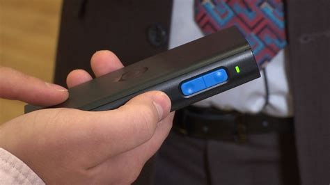 Swipe: The wearable device helping blind people to 'read again' | Science & Tech News | Sky News