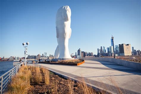 On the Jersey City Waterfront: Water's Soul - M I R A D I I