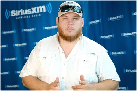 Luke Combs Net Worth: Early Life, Biography, Career, Age, Height ...