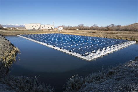 Floating Solar Farms to Cool Lakes amid Global Warming