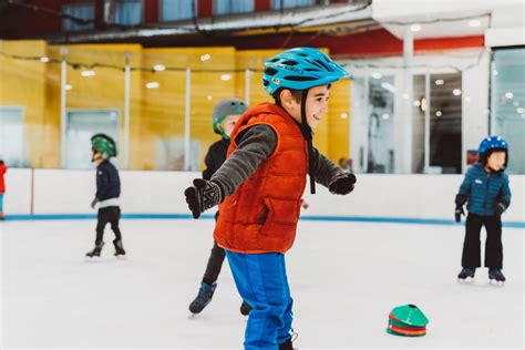 Ice Skating Lessons at Chelsea Piers - MomTrends