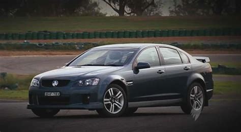 Holden Commodore SV6 VE - specs, photos, videos and more on TopWorldAuto