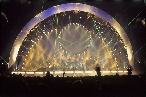 Pink Floyd - Earls Court 1994 VII | Pink floyd live, Pink floyd concert, Pink floyd