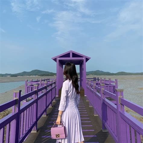 South Korea's "Magical" IG-Worthy Purple Island Has A Dark History