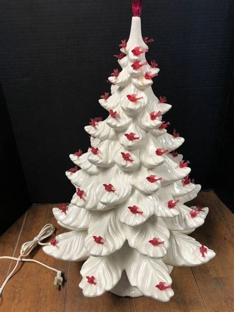 Vintage White Ceramic Christmas Tree With Lights - Christmas Trends 2021